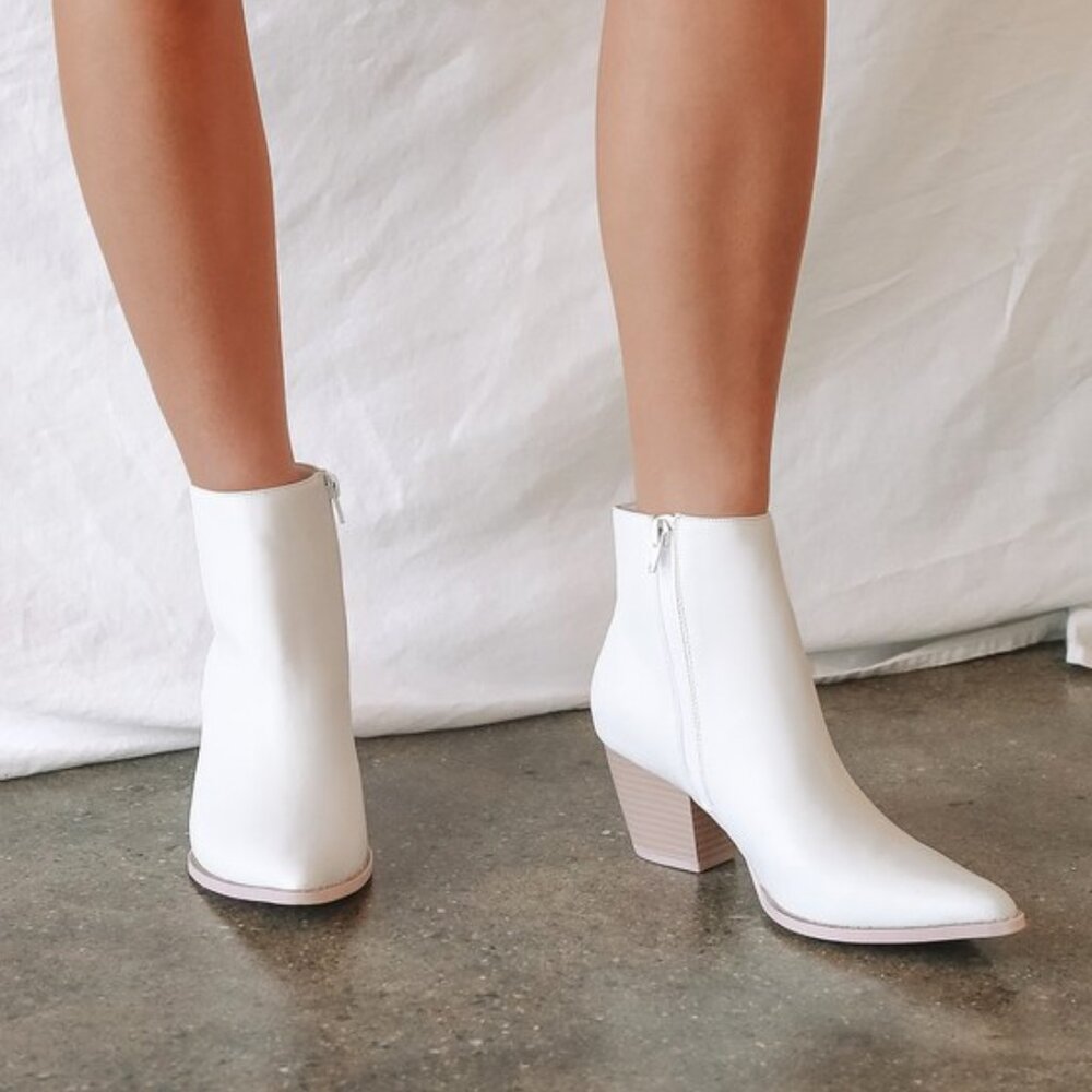 Lulus x Matisse Spirit White and Blonde Pointed Toe Ankle Booties - Size 7M